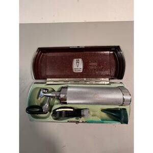 VINTAGE Welch Allyn Operating Otoscope Ophthalmoscope Set Plugin Handle